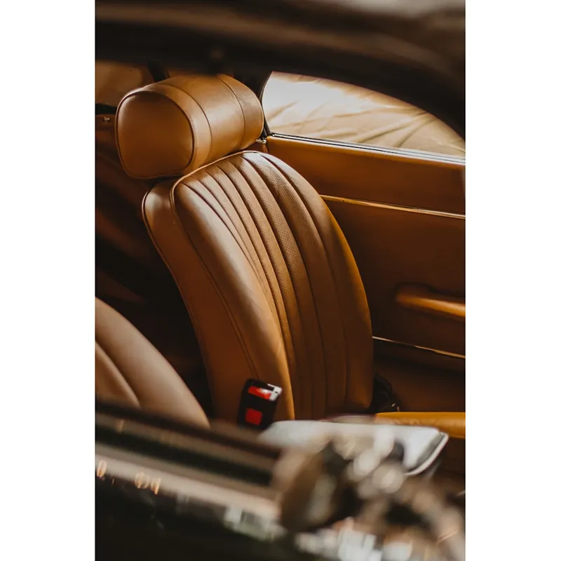 Ochraniacz fotela samochodowego Scratch Guard z blokadą kolorów