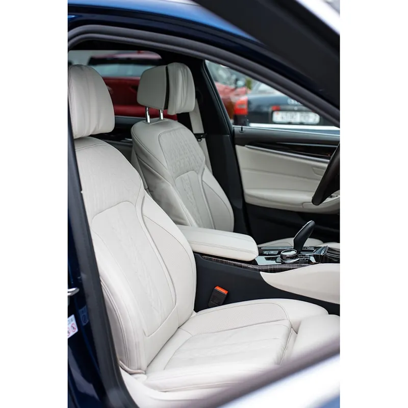 Ochraniacz fotela samochodowego z PVC, regulujący temperaturę